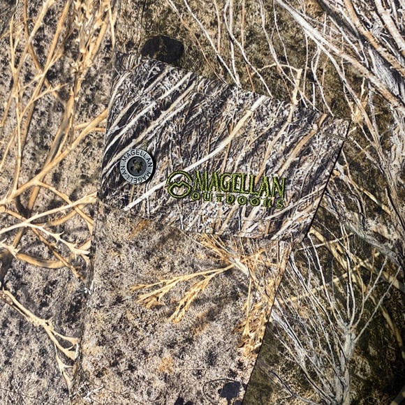 Magellan Outdoors Camo Convertable Pants Boys Medium - Picture 6 of 9